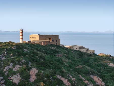 Lost Villa. Huanglong Island Lighthouse Hotel